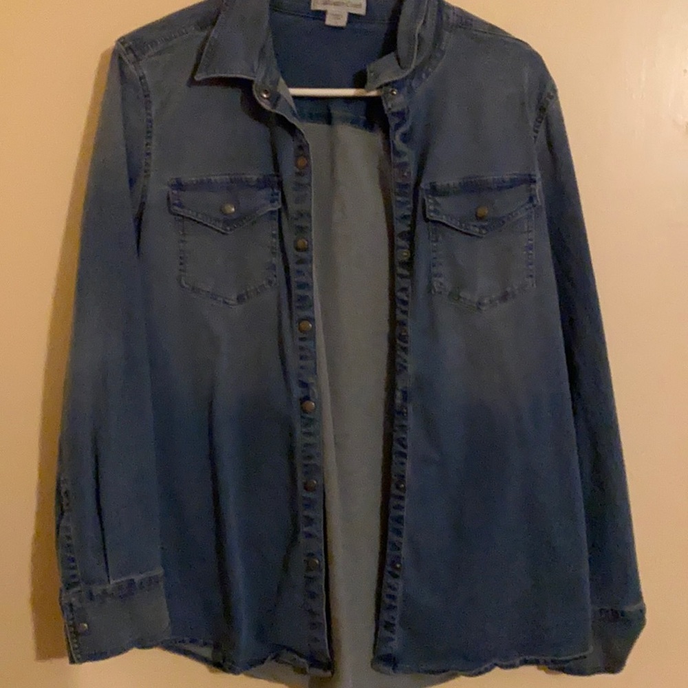 chambray button up